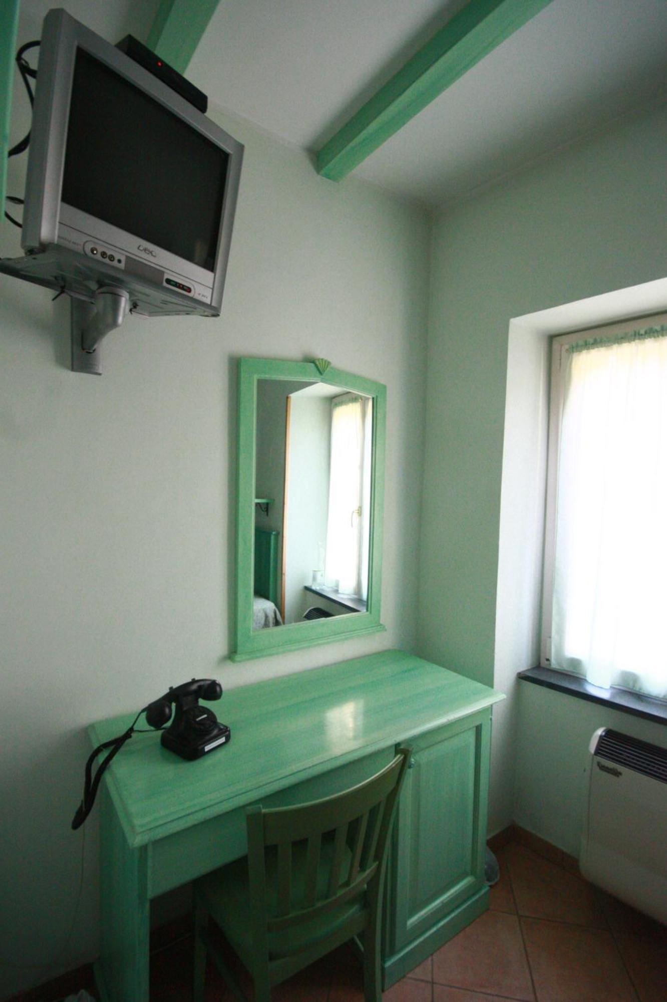 Albergo Belvedere Borghetto di Vara Luaran gambar