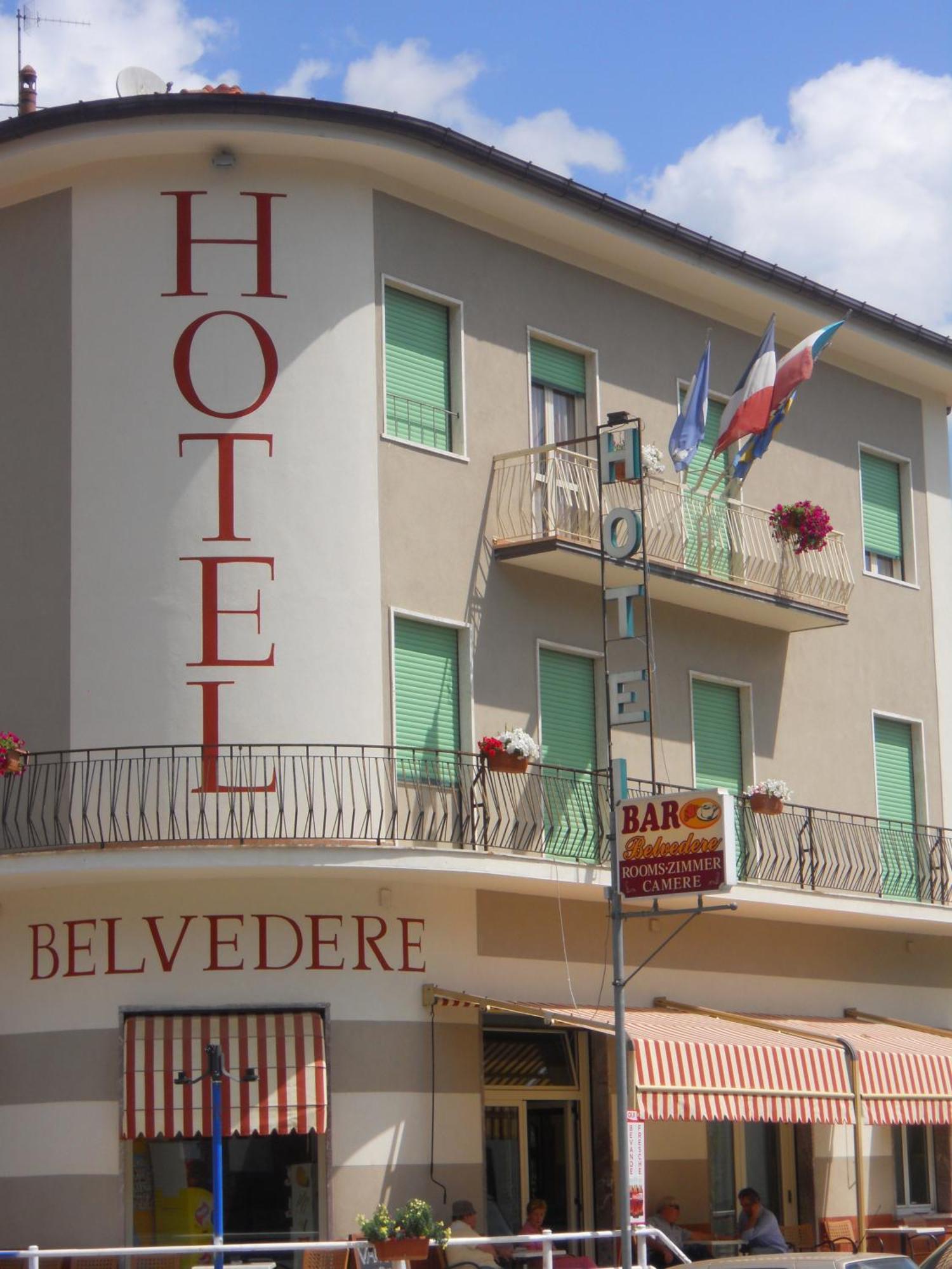 Albergo Belvedere Borghetto di Vara Luaran gambar